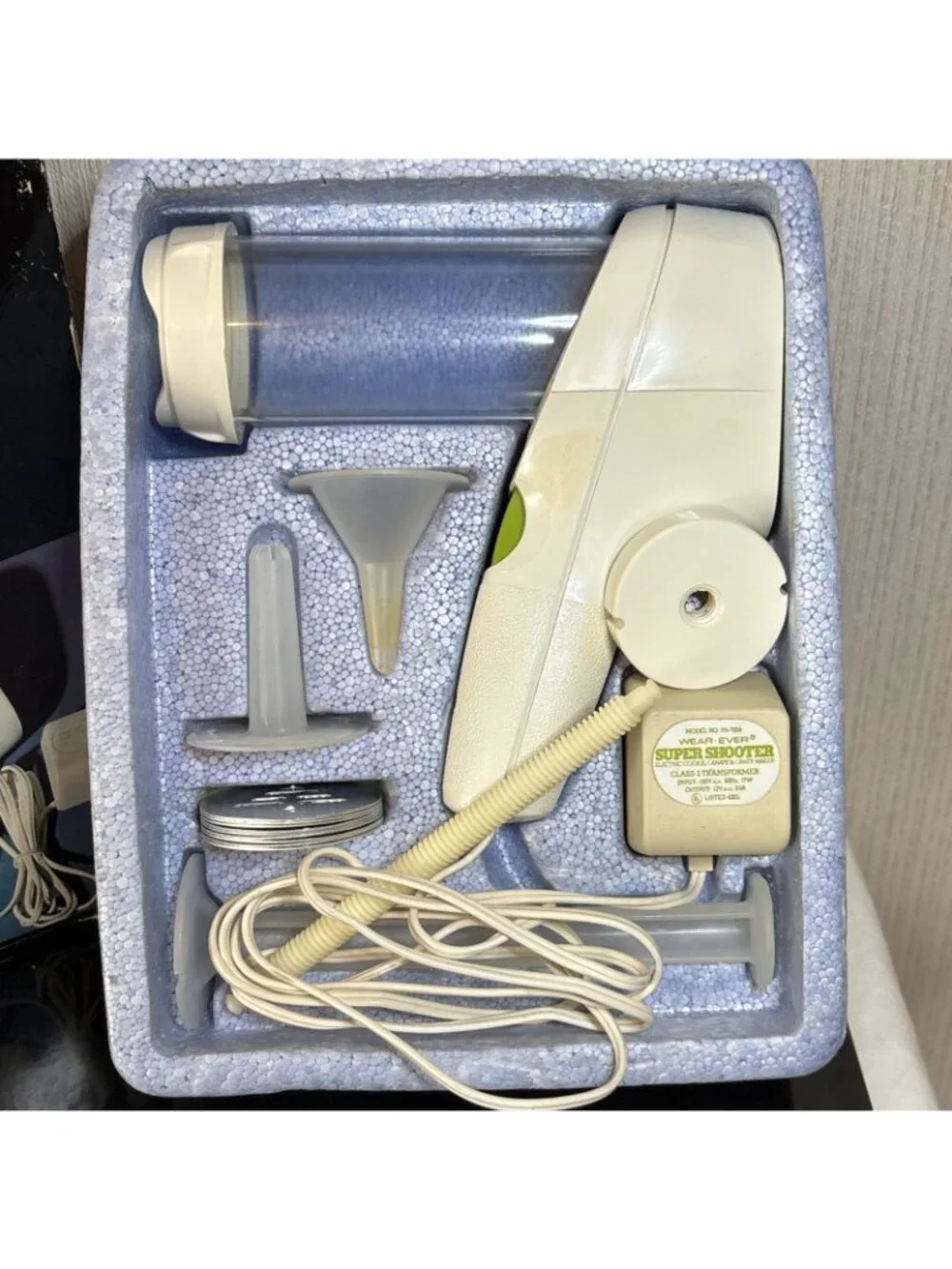 Wear Ever Super Shooter Electric Cookie Press Candy Canape Maker 70001 Tested